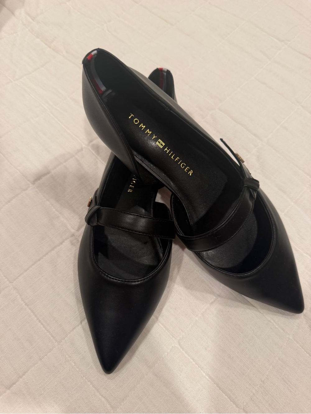 Tommy Hilfiger Black Pointed Flats